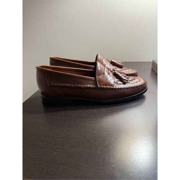G. H. Bass  Mens Bella Gio Brown Tassel Loafers sz 9 EUC main image 4